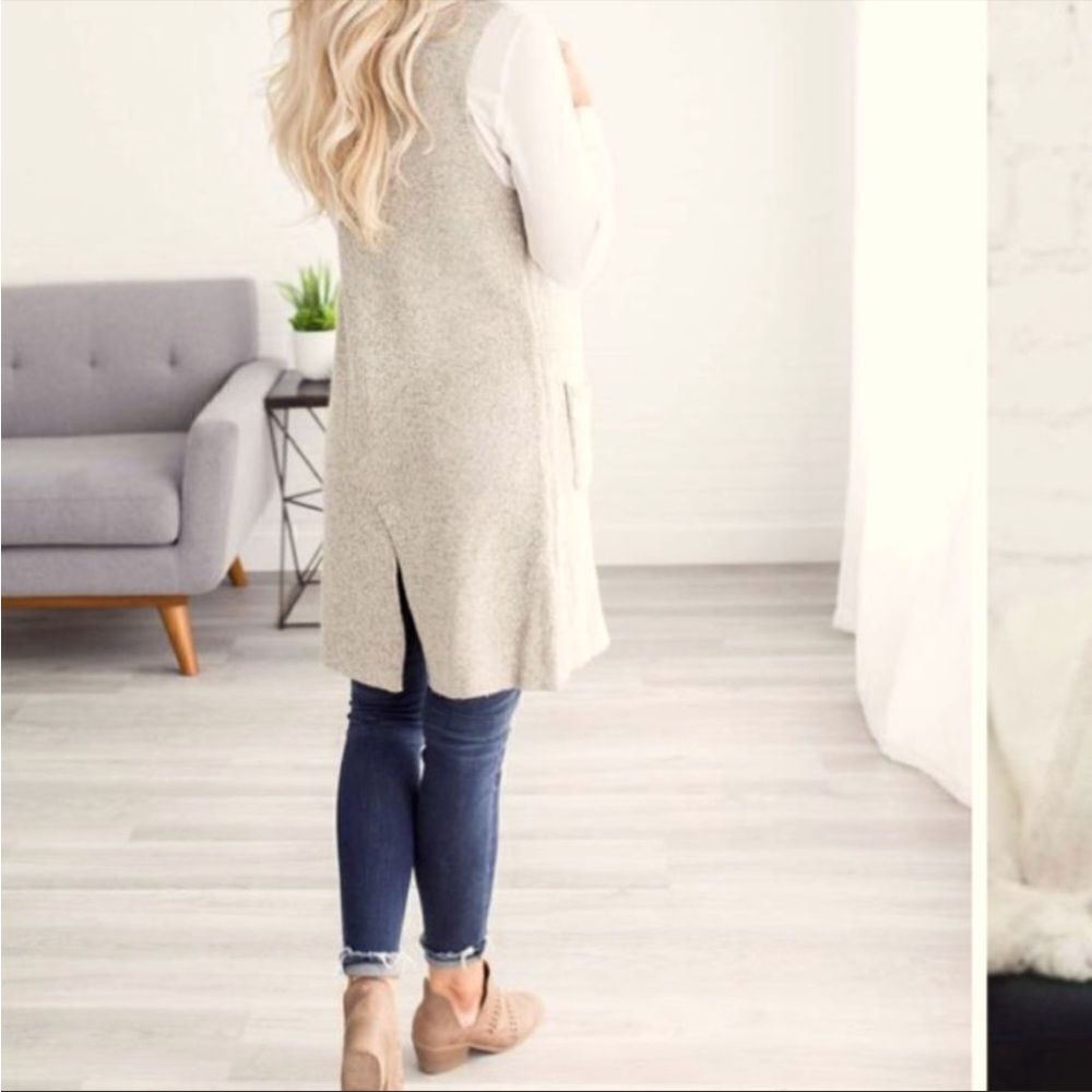 MONTEAU Oatmeal Knit Long Split Back Vest-L